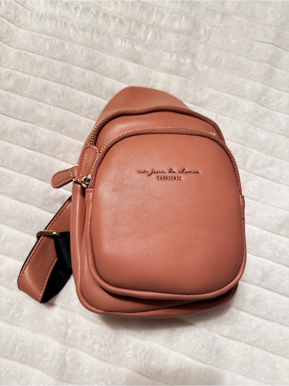 Taochic Coral Mini Crossbody Bag
